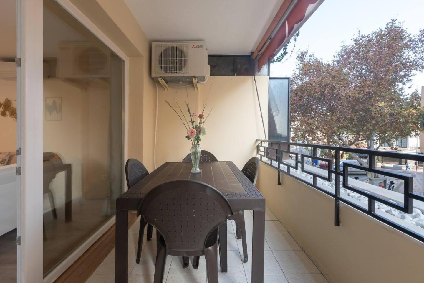 Old Town Con Parking Apartemen Marbella